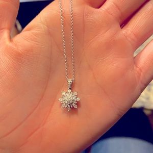Vera wang snowflake necklace